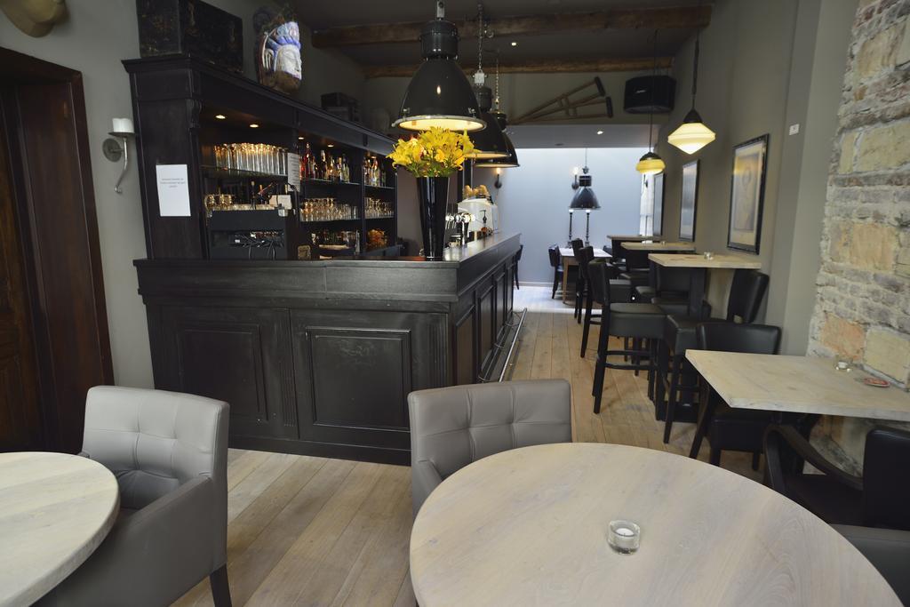 Studio Frodo En Zazou Maaseik Bagian luar foto